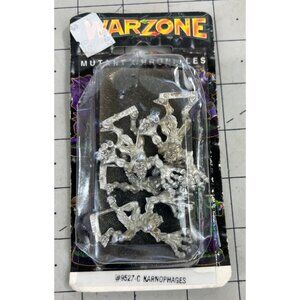 Warzone Mutant Chronicles Miniatures #9527-C Karnophages 1995 NOS New on Card